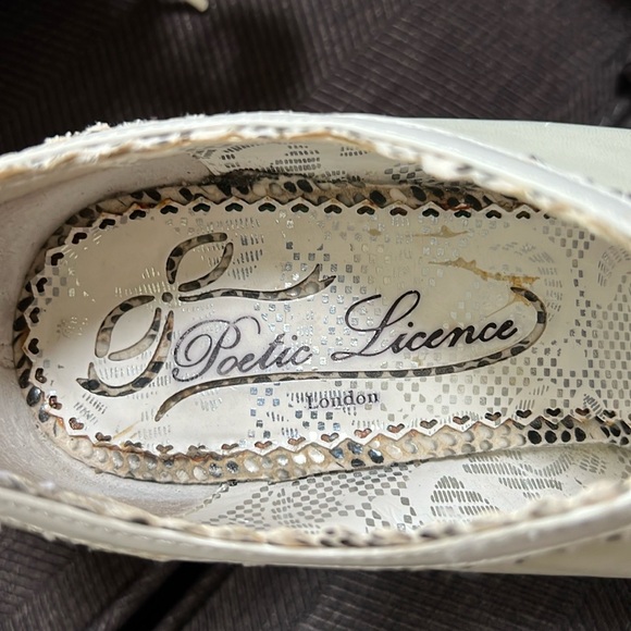 Cream White vintage style heels with ribbon lace up size 7.5 - Picture 6 of 6